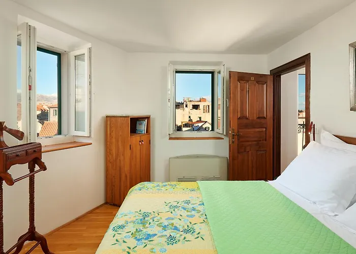 فندق مبيت وإفطار Croliday